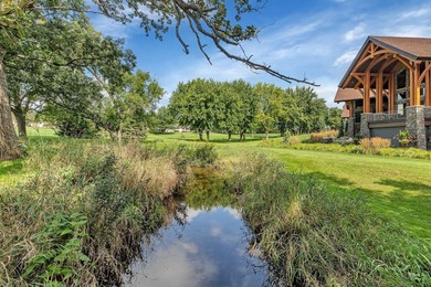 Enjoy the epitome of luxury living on the 16th & 17th hole at - photo 28