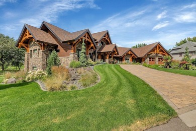 Enjoy the epitome of luxury living on the 16th & 17th hole at - photo 32