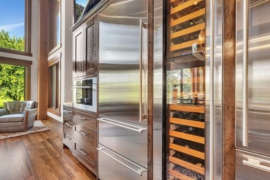 Enjoy the epitome of luxury living on the 16th & 17th hole at - photo 37