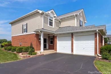 Lake Townhome/Townhouse For Sale in Mchenry, Illinois