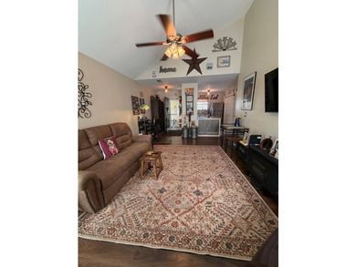 Welcome to 923 E Estates Boulevard, a charming single-story - photo 9