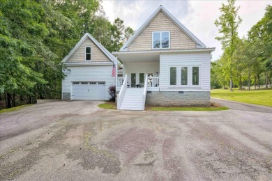 Lake Home For Sale in Lincolnton, Georgia