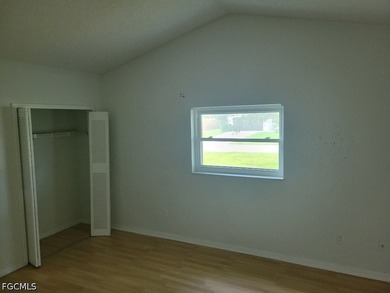 HUGE PRICE REDUCTION!!BUY NOW!!! Amazing 2BR/2BA Pool Home - photo 4