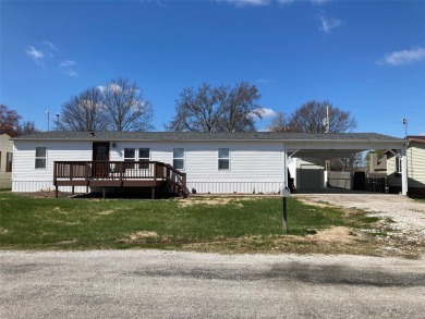 Lake Home For Sale in Carlyle, Illinois
