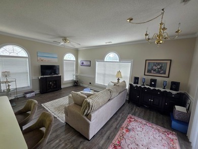 This lovely condo offers one bedroom, one full bath and is - photo 9