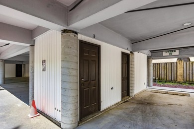 Just a short walk to the beach, this 2-bedroom, 2-bath condo - photo 23