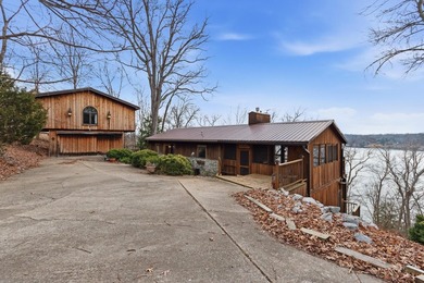 Lake living meets opportunity in Eddy Bay Cove! Perfectly - photo 1