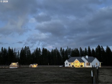 2023 custom single-level home on 21 usable acres with Bacon - photo 10