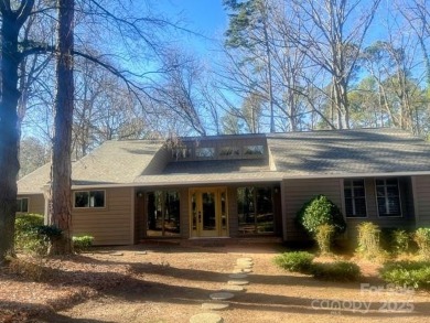 Lake Home Sale Pending in Lake Wylie, South Carolina