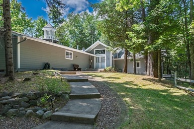 Stunning waterfront estate located on the North Shore of Lake - photo 3