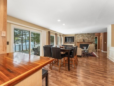 Stunning waterfront estate located on the North Shore of Lake - photo 8