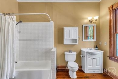 ---BACK ON MARKET AT NO FAULT OF SELLER---This 3-bed, 3-bath - photo 25