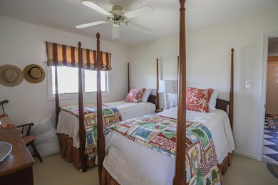 Amazing Location. Just 1.5 blocks to Stone Harbor's beautiful - photo 30