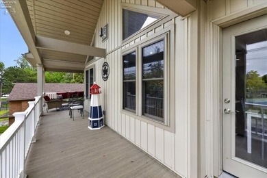 The Ultimate Lakeside Cottage: A One-of-a-Kind architectural - photo 34