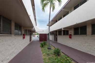 Location, location, location! One block from pristine ocean - photo 9