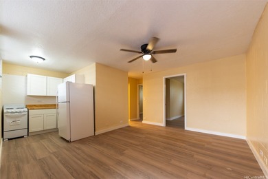 Location, location, location! One block from pristine ocean - photo 10