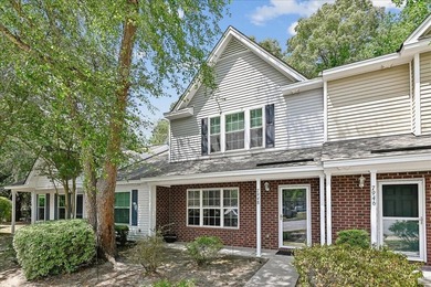 Welcome to 7948 Shadow Oak Drive in North Charleston, located in - photo 2