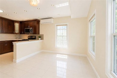 Welcome to 321 Essex Street, Brooklyn, NY 11208 - a charming - photo 14