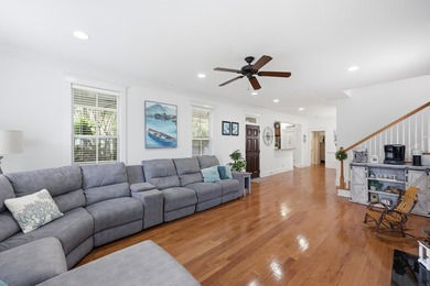 Welcome to the perfect blend of timeless Charleston charm - photo 8