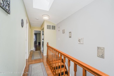 Looking for a 3 bedroom, 4 bath beautiful, spacious, bright - photo 20
