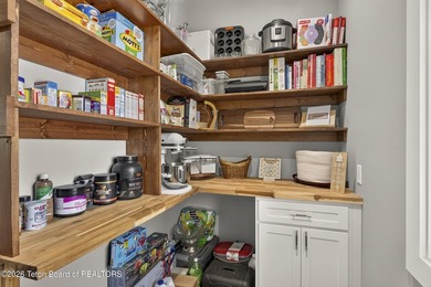 Newly built 3 bedroom 2.5 bath modern home located on the 6th - photo 22