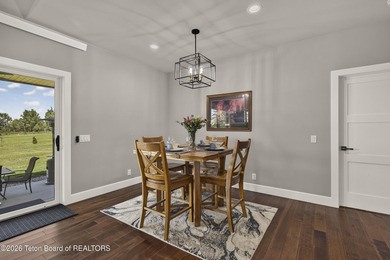 Newly built 3 bedroom 2.5 bath modern home located on the 6th - photo 25