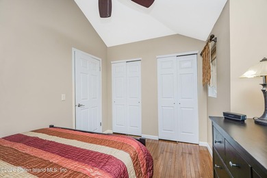 Looking for a 3 bedroom, 4 bath beautiful, spacious, bright - photo 26