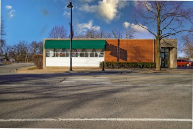 Lake Zurich Commercial Sale Pending in Lake Zurich Illinois