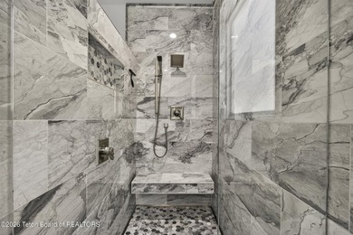 Newly built 3 bedroom 2.5 bath modern home located on the 6th - photo 37