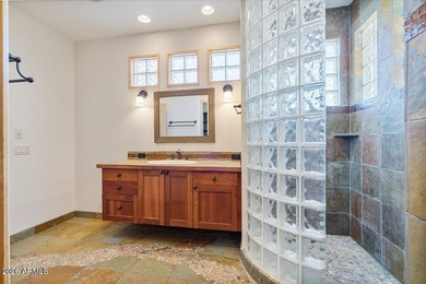 Perched at the prestigious northern edge of Payson, where the - photo 40