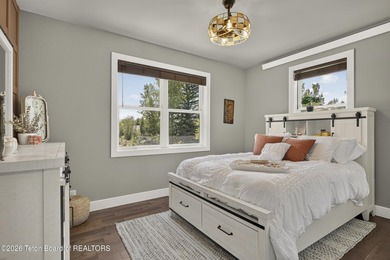 Newly built 3 bedroom 2.5 bath modern home located on the 6th - photo 41