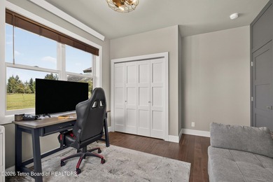 Newly built 3 bedroom 2.5 bath modern home located on the 6th - photo 46