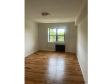 Completely Renovated Unit in the beautiful Mona Lisa Building - photo 8