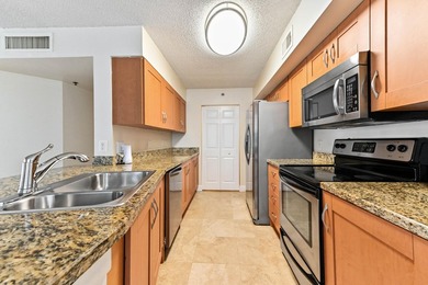 Live in resort style amenities in this spacious, open floor plan - photo 8