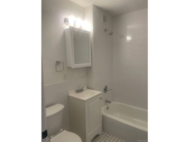Completely Renovated Unit in the beautiful Mona Lisa Building - photo 10