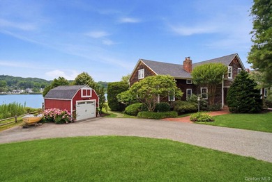 Waterfront Colonial on the Mill Pond with Spectacular Pond Views - photo 3