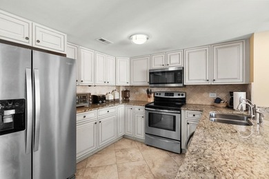 Welcome to Tower South, where panoramic ocean views, abundant - photo 6