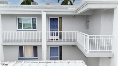 Welcome to Gullwing Condominiums-LOCATION LOCATION--a relaxing - photo 4