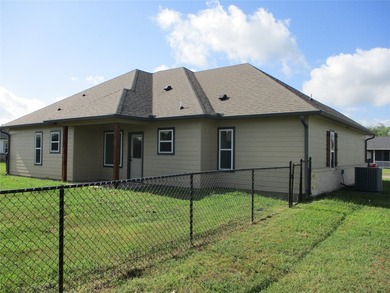 Get ready for back to school with this 3-2 house with oversized - photo 3
