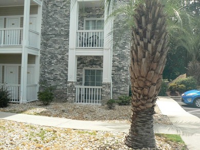 Enjoy the convenience of this 1st floor corner unit! Close to - photo 4