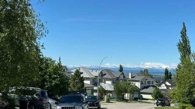 Welcome to this beautifully maintained 1,550 sq. ft. family home - photo 8