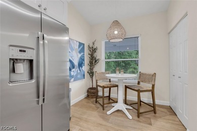 Welcome to your slice of paradise in the heart of Naples! This - photo 4