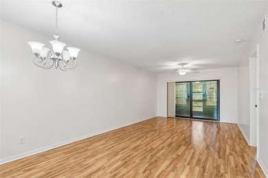 Welcome to Trafalgar Square and this updated 2-bedroom - photo 6