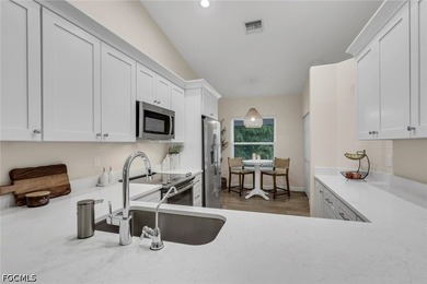 Welcome to your slice of paradise in the heart of Naples! This - photo 7