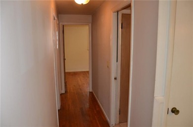 Perfect for investors and handy folks alike, this one-level - photo 8