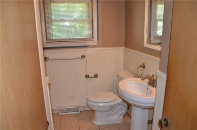 Perfect for investors and handy folks alike, this one-level - photo 9
