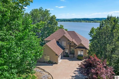 Lake Barkley Home For Sale in Cadiz Kentucky