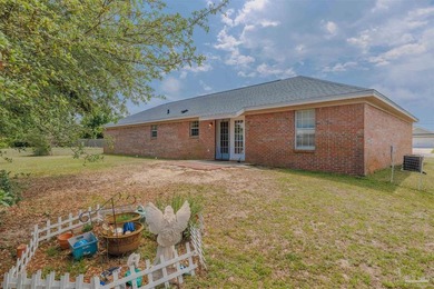 Located on a quiet cul-de-sac in sought-after Gulf Breeze, this - photo 15