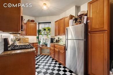Situated on one of the most unique and quiet blocks in Brooklyn - photo 17