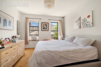 Situated on one of the most unique and quiet blocks in Brooklyn - photo 18